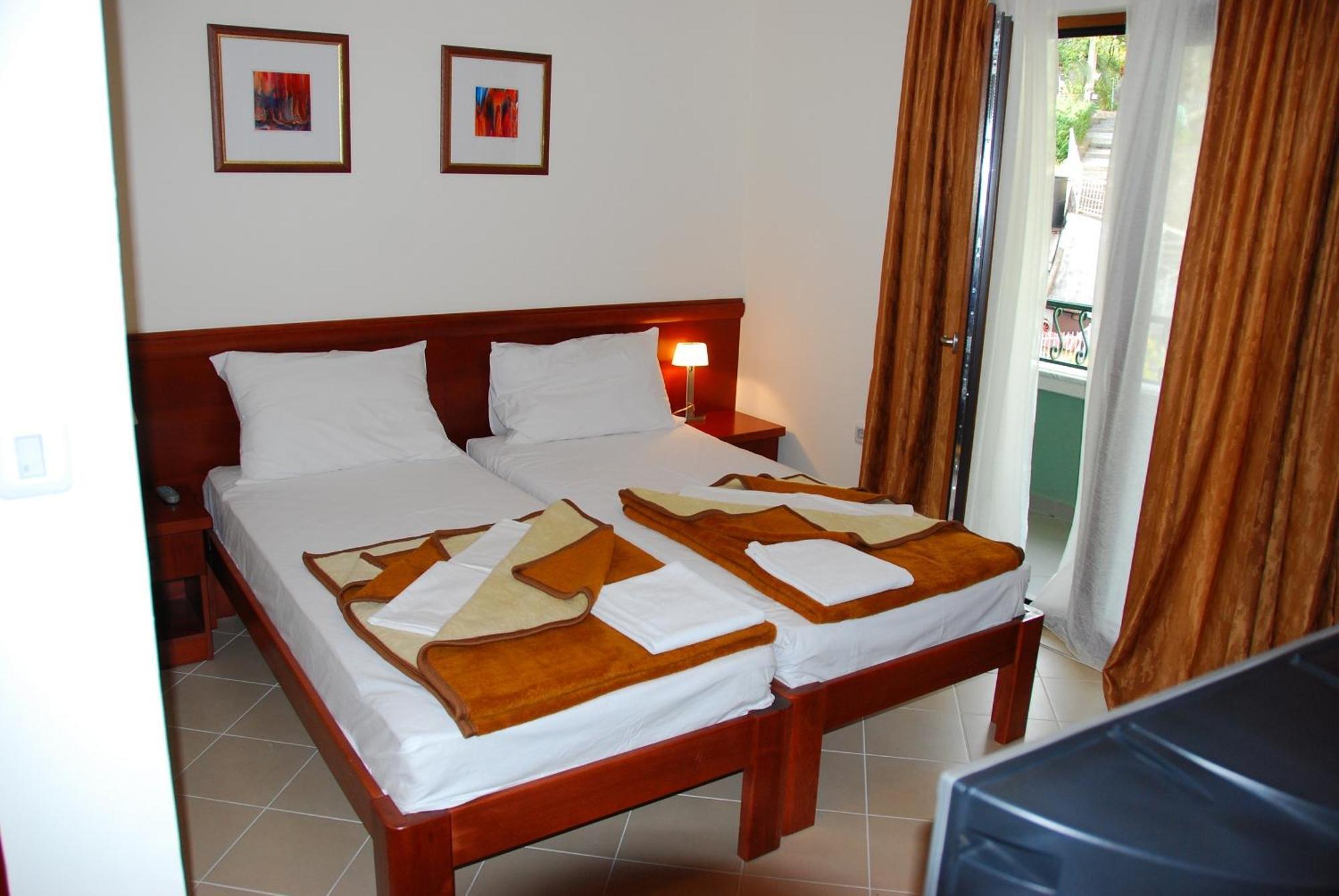 Apartments Krapina 부드바 외부 사진